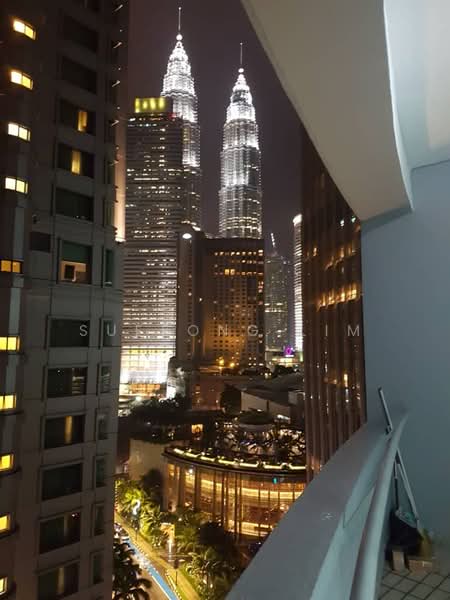 Pejabat untuk Disewa di KLCC (KL City Centre) - Suefong Lim - View - PropertyGuru.com.my