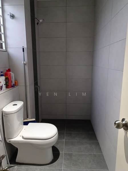Condominium for Rent at Lake Point Residence - Yen Lim - Bathroom - PropertyGuru.com.my
