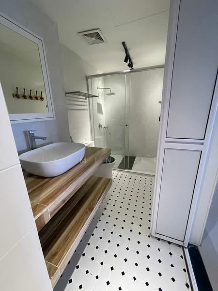 Servis Apartment untuk Disewa di i-Zen @ Kiara 2 - Leemini Lee - Bathroom - PropertyGuru.com.my
