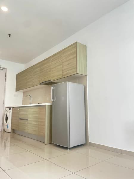 Servis Apartment untuk Disewa di i-SOHO @ i-City - Tabris Wong - Kitchen - PropertyGuru.com.my