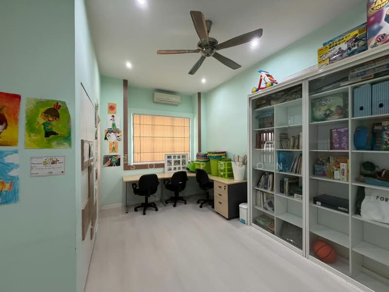 Semi-Detached House for Sale in Gelugor (Penang) - Jason Phoon - Study - PropertyGuru.com.my