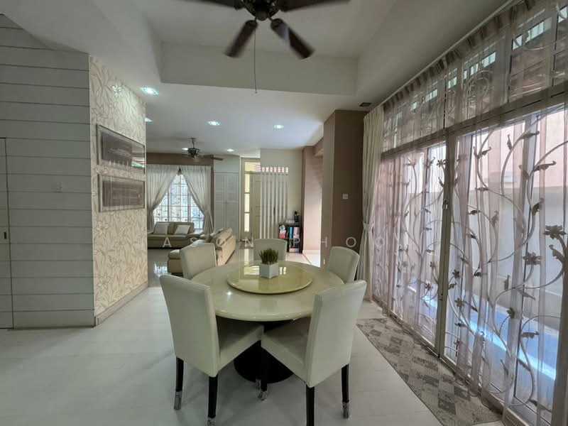 Semi-Detached House for Sale in Gelugor (Penang) - Jason Phoon - Living Room - PropertyGuru.com.my