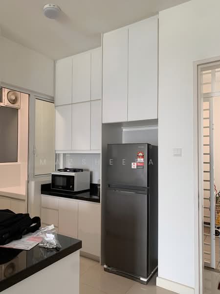 Servis Apartment untuk Disewa di Southbank Residence - Mazsheera . - Kitchen - PropertyGuru.com.my