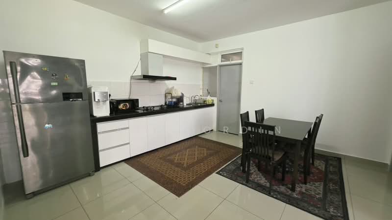 Condominium for Rent at Dwiputra Residences - Taty Nordin - Kitchen - PropertyGuru.com.my