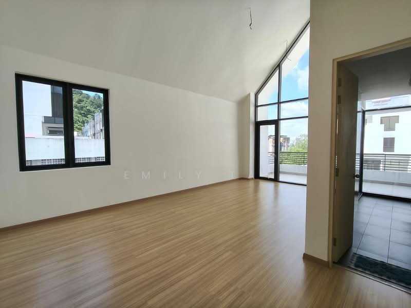 3-storey Terraced House for Rent in Damansara Perdana (Selangor) - Emily Tan - Living Room - PropertyGuru.com.my