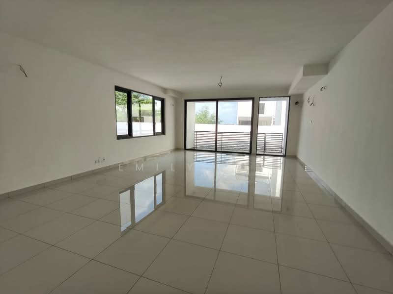 3-storey Terraced House for Rent in Damansara Perdana (Selangor) - Emily Tan - Living Room - PropertyGuru.com.my