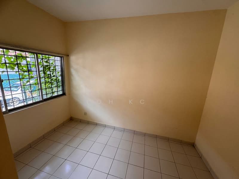2-storey Terraced House for Sale in Sungai Buloh (Selangor) - Loh KC - Interior - PropertyGuru.com.my