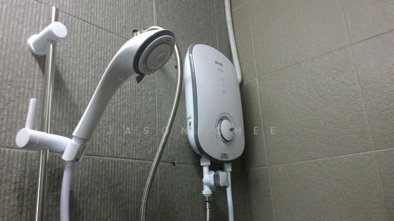 Servis Apartment untuk Disewa di First Subang (SS 15 Courtyard) - Jason Chee - Bathroom - PropertyGuru.com.my