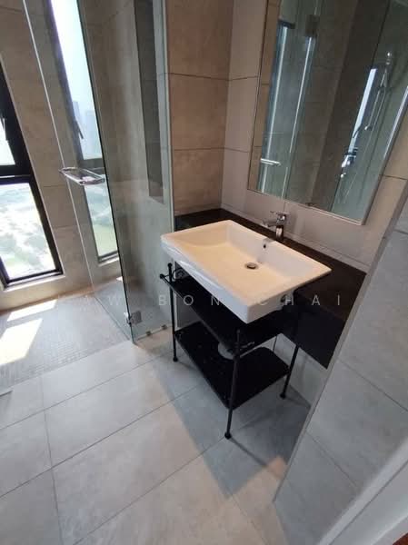 Servis Apartment untuk Disewa di The Sentral Suites - Yaw Bon Chai - Bathroom - PropertyGuru.com.my