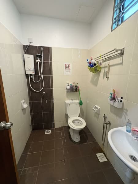 Rumah Teres 3 Tingkat untuk Dijual di Taman Kota Syahbandar (Melaka City) - TP Wee - PropertyGuru.com.my