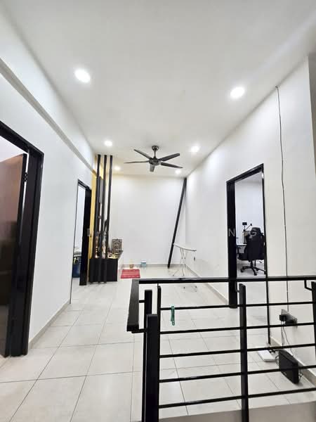 Rumah Teres 2 Tingkat untuk Dijual di Kajang (Selangor) - Eldon Chong - Corridor - PropertyGuru.com.my