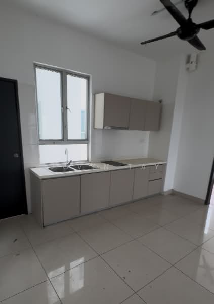 Service Residence for Sale at Vida Heights - Jovyn Tay - Kitchen - PropertyGuru.com.my