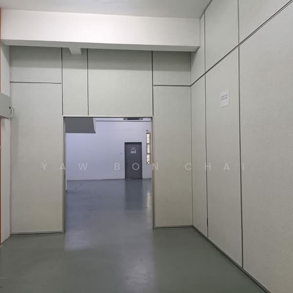 Kedai untuk Disewa di Kampung Baru Salak Selatan (Salak South) - Yaw Bon Chai - Interior - PropertyGuru.com.my