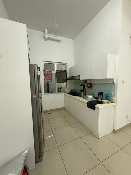 Service Residence for Sale at Manhattan Soho - Sharon Ong - Kitchen - PropertyGuru.com.my