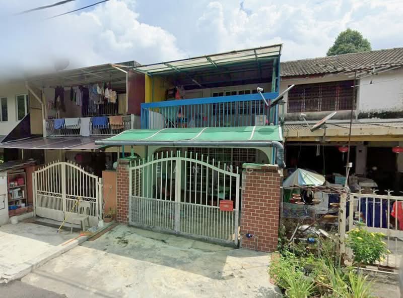 2-storey Terraced House for Sale in Taman Putra (Ampang) - Sean Ng - Exterior - PropertyGuru.com.my