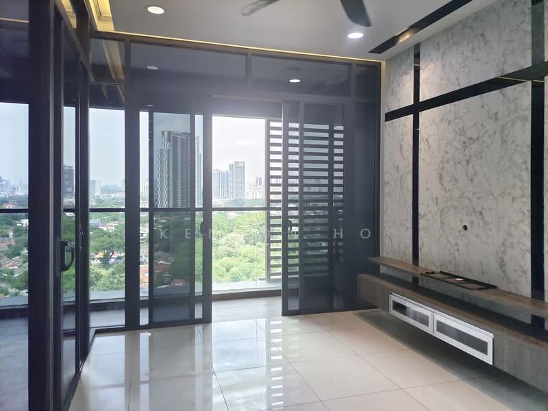 Kondominium untuk Dijual di Bennington Residences @ SkyArena - Kenson Ho - Living Room - PropertyGuru.com.my