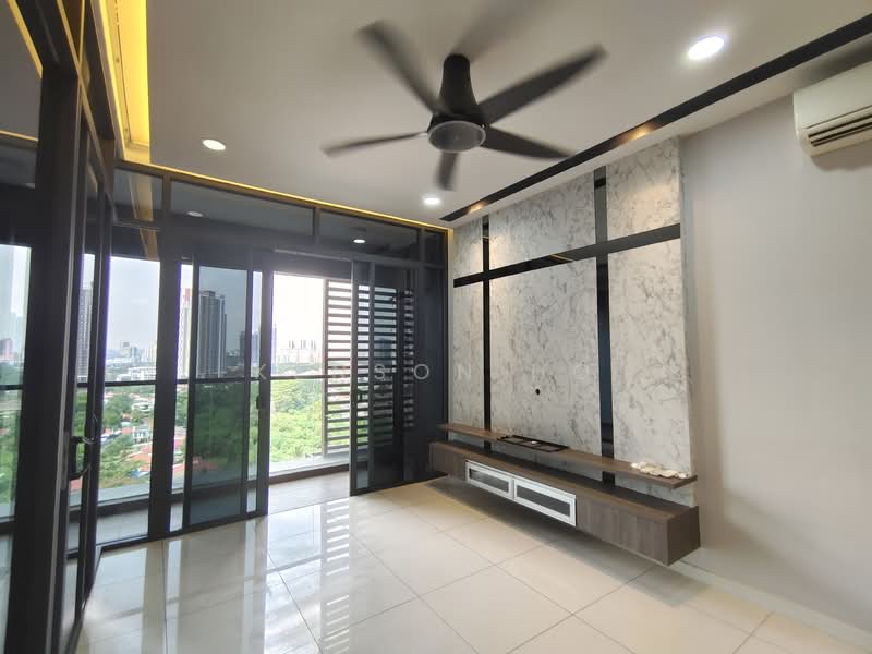 Kondominium untuk Dijual di Bennington Residences @ SkyArena - Kenson Ho - Living Room - PropertyGuru.com.my