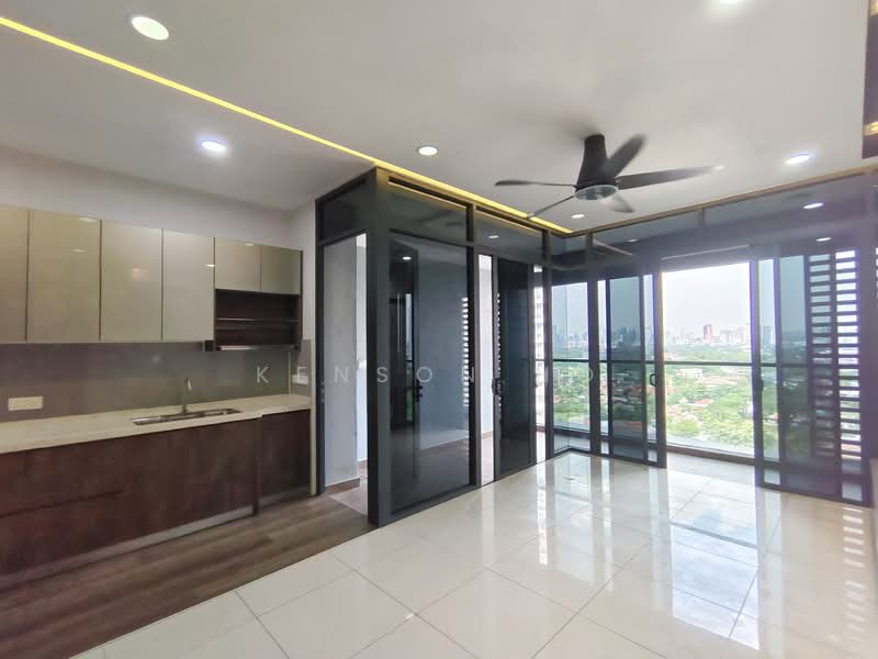 Kondominium untuk Dijual di Bennington Residences @ SkyArena - Kenson Ho - Kitchen - PropertyGuru.com.my
