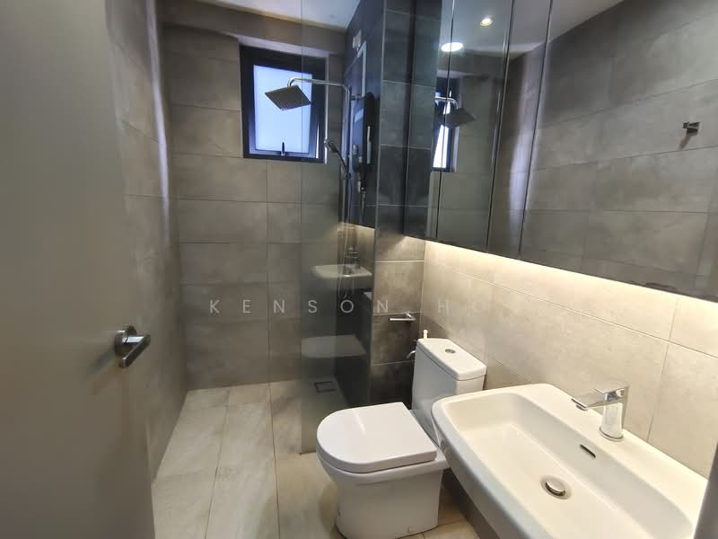 Kondominium untuk Dijual di Bennington Residences @ SkyArena - Kenson Ho - Bathroom - PropertyGuru.com.my
