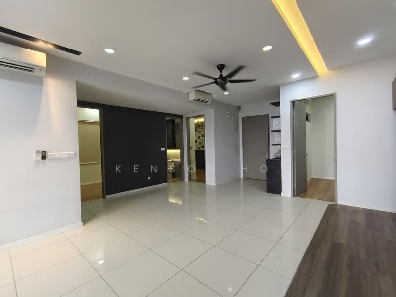Kondominium untuk Dijual di Bennington Residences @ SkyArena - Kenson Ho - Living Room - PropertyGuru.com.my