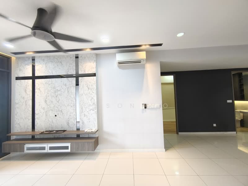 Kondominium untuk Dijual di Bennington Residences @ SkyArena - Kenson Ho - Living Room - PropertyGuru.com.my