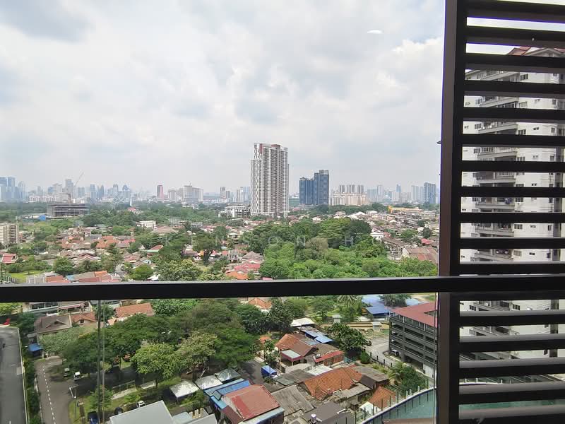 Kondominium untuk Dijual di Bennington Residences @ SkyArena - Kenson Ho - View - PropertyGuru.com.my