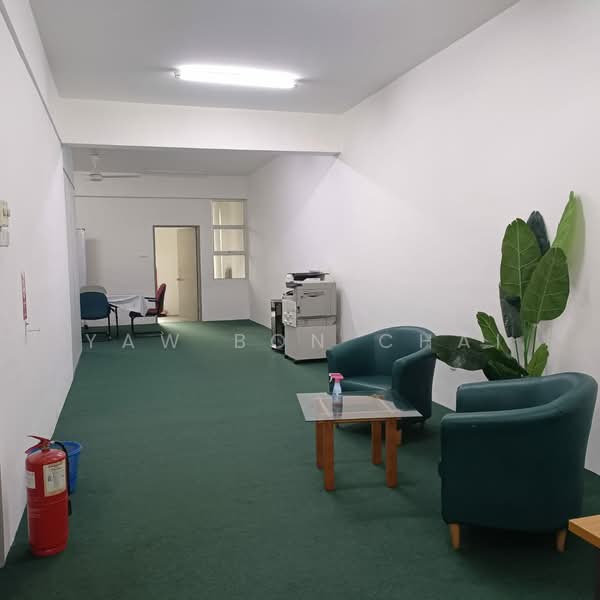 Kedai untuk Disewa di Kampung Baru Salak Selatan (Salak South) - Yaw Bon Chai - Interior - PropertyGuru.com.my