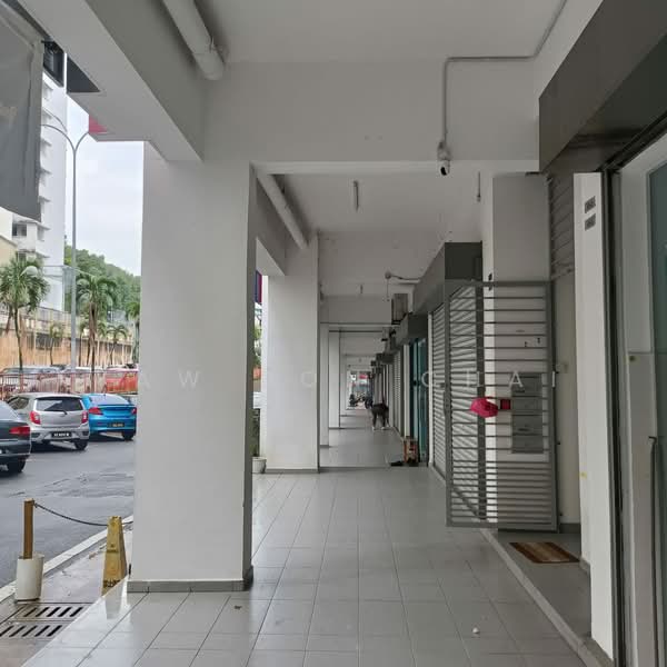 Kedai untuk Disewa di Kampung Baru Salak Selatan (Salak South) - Yaw Bon Chai - Exterior - PropertyGuru.com.my