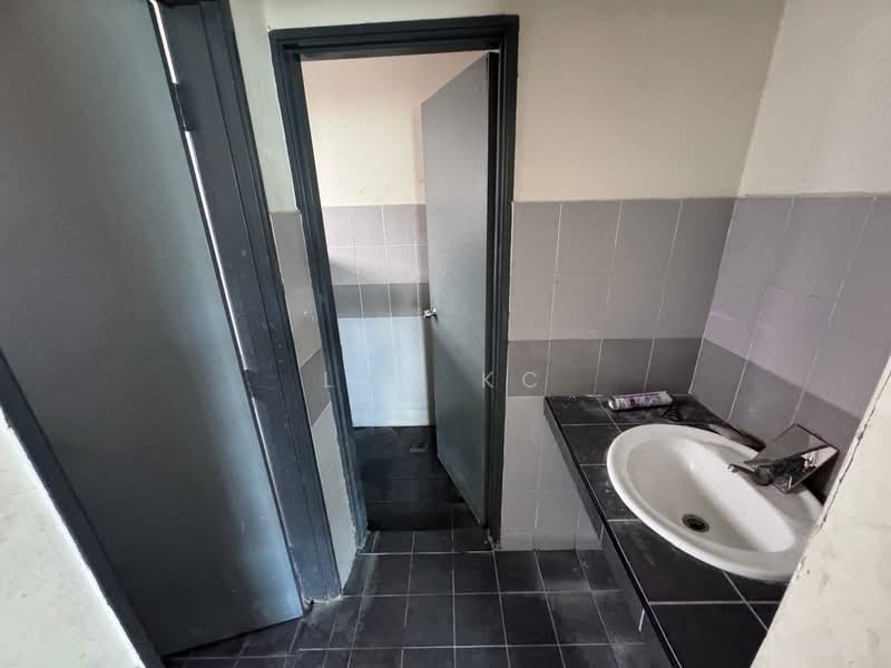 Kedai untuk Disewa di Petaling Jaya (Selangor) - Loh KC - PropertyGuru.com.my