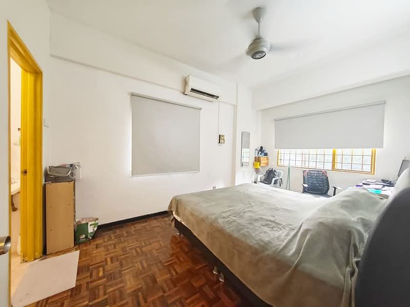 Pangsapuri untuk Dijual di Sri Teratai Apartment - Chow Kok Toong - Bedroom - PropertyGuru.com.my