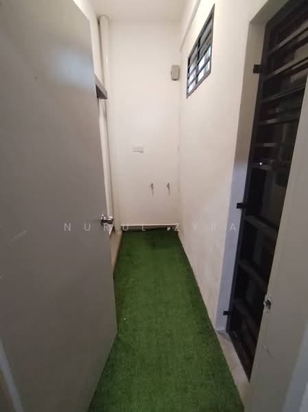 Rumah Teres 2 Tingkat untuk Dijual di Semenyih (Selangor) - Nurul Zyra - Corridor - PropertyGuru.com.my