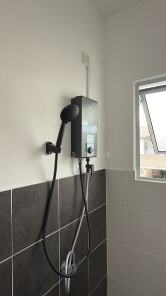 Rumah Teres 2 Tingkat untuk Disewa di Seremban 2 (Negeri Sembilan) - Kester Lai - Bathroom - PropertyGuru.com.my