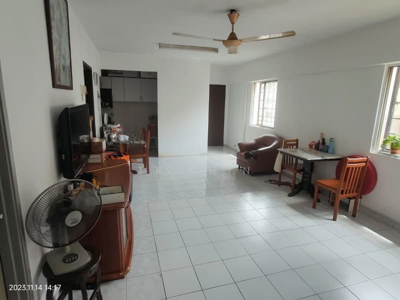 Pangsapuri untuk Dijual di Pangsapuri Subang Suria - TK Chin - PropertyGuru.com.my