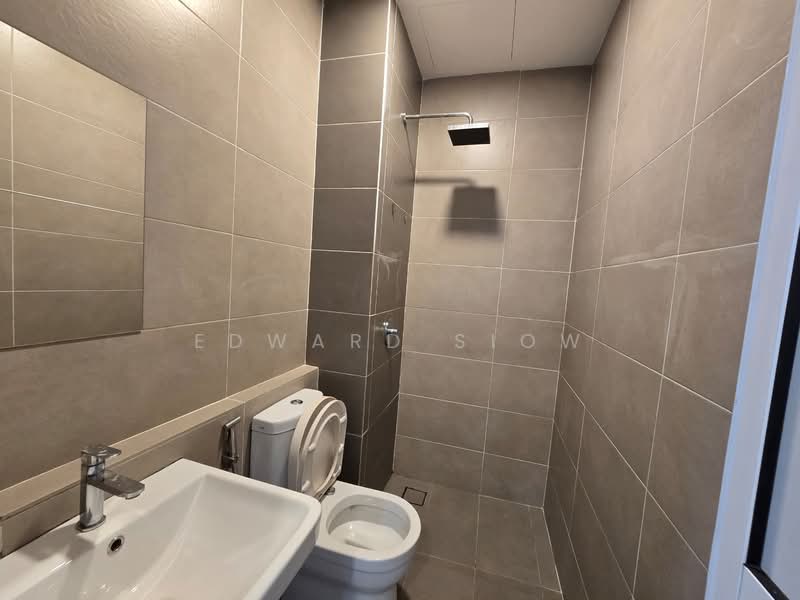 Servis Apartment untuk Dijual di D'Pristine - Edward Siow - Bathroom - PropertyGuru.com.my