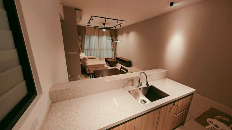 Servis Apartment untuk Disewa di Sunway Belfield - Paul Wong - Living Room - PropertyGuru.com.my