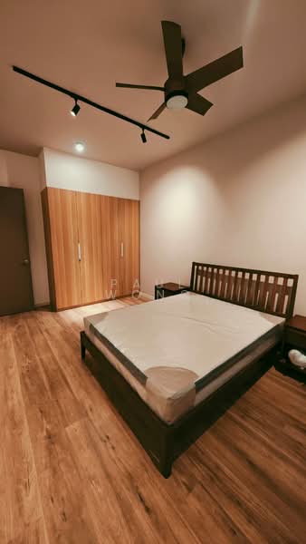 Servis Apartment untuk Disewa di Sunway Belfield - Paul Wong - Bedroom - PropertyGuru.com.my