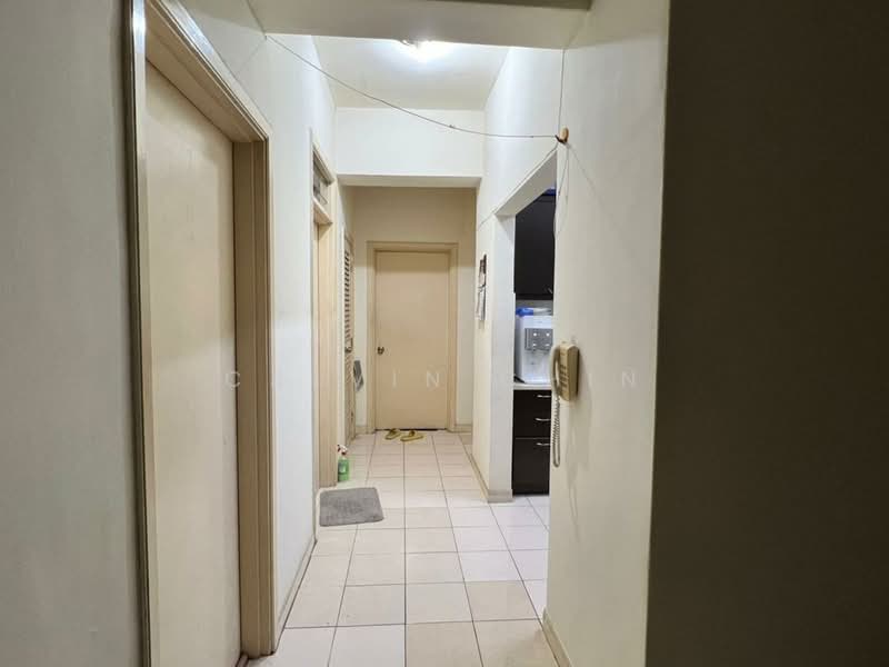 Condominium for Sale at Seri Maya Condominium - calvin Chin - Corridor - PropertyGuru.com.my