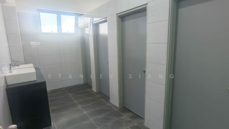 Detached Factory for Rent in Senai (Johor) - Stanley Siang - Bathroom - PropertyGuru.com.my