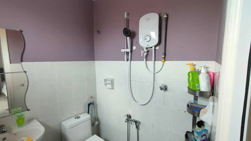 Rumah Teres 2 Tingkat untuk Dijual di Saujana Damansara (Damansara Damai) - Evelyn Khoo - Bathroom - PropertyGuru.com.my