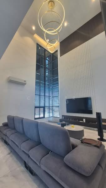 Rumah Berkembar untuk Dijual di Putra Heights (Subang Jaya) - Chester Cheng - Living Room - PropertyGuru.com.my