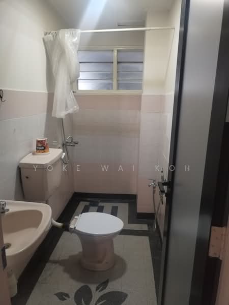 2-storey Terraced House for Rent in Usj 9 (Subang Jaya) - Yoke Wai Koh - Bathroom - PropertyGuru.com.my