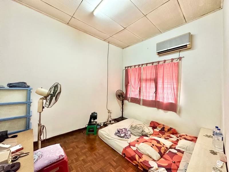 Rumah Teres 2 Tingkat untuk Dijual di Taman Sri Hijau (Rawang) - Evelyn Khoo - Bedroom - PropertyGuru.com.my