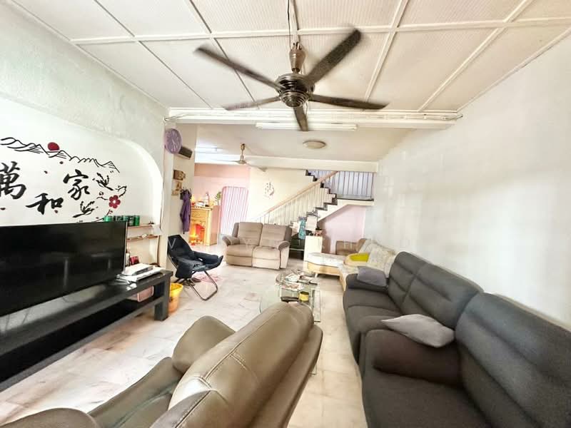 Rumah Teres 2 Tingkat untuk Dijual di Taman Sri Hijau (Rawang) - Evelyn Khoo - Living Room - PropertyGuru.com.my