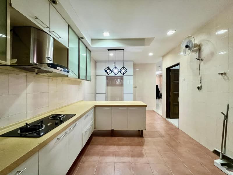 2-storey Terraced House for Sale in Seksyen 27 (Shah Alam) - Nazrin Hakimin - Kitchen - PropertyGuru.com.my