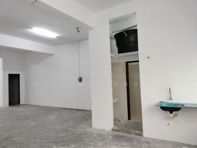 Kedai / Pejabat untuk Disewa di Taman Puncak Jalil (Seri Kembangan) - Clarence Chong - Interior - PropertyGuru.com.my