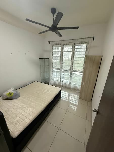 Servis Apartment untuk Dijual di KL Traders Square - Wesley Fu - Bedroom - PropertyGuru.com.my