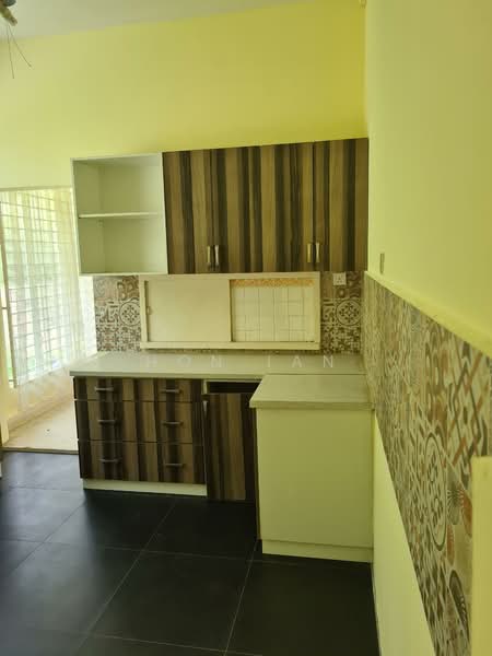 Bungalow for Sale in Bukit Damansara (Damansara Heights) - Hon Ian - Kitchen - PropertyGuru.com.my