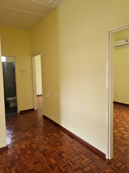 Bungalow for Sale in Bukit Damansara (Damansara Heights) - Hon Ian - Bathroom - PropertyGuru.com.my