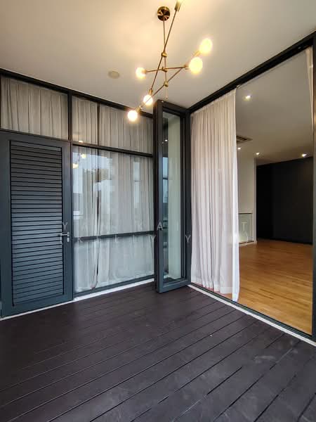 Rumah Banglo untuk Dijual di Ampang Jaya (Ampang) - Yan Kai Lit (Kelly Yan) - Living/Dining open to Balcony - PropertyGuru.com.my