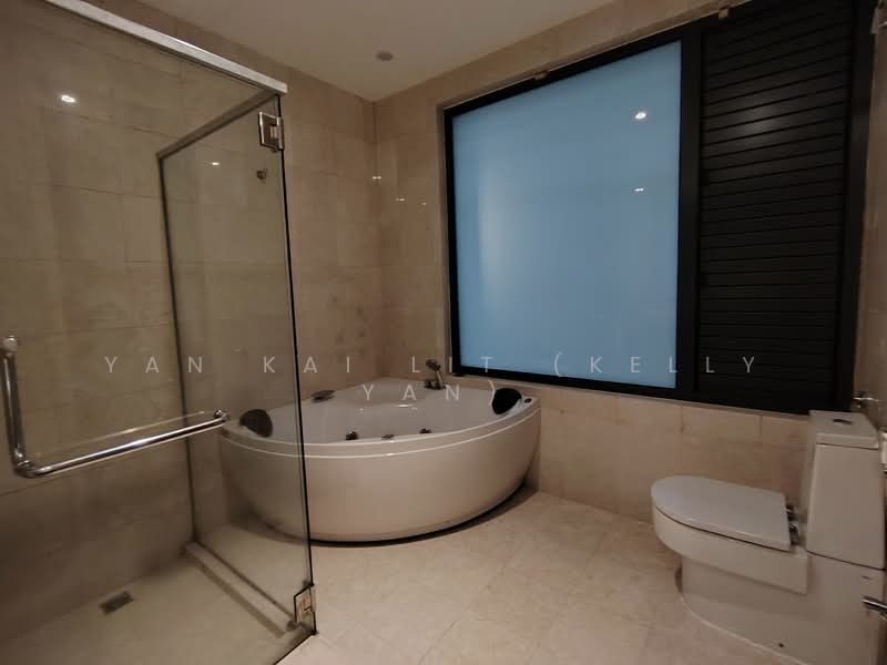 Rumah Banglo untuk Dijual di Ampang Jaya (Ampang) - Yan Kai Lit (Kelly Yan) - Master bathroom Jacuzzi - PropertyGuru.com.my